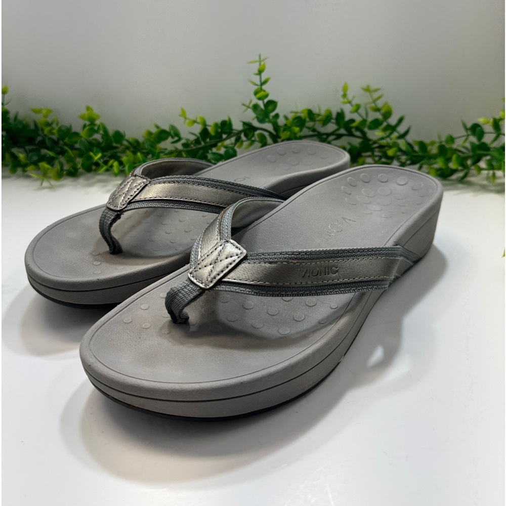Vionic Silver Metallic Flip Flops Size 9 - image 1